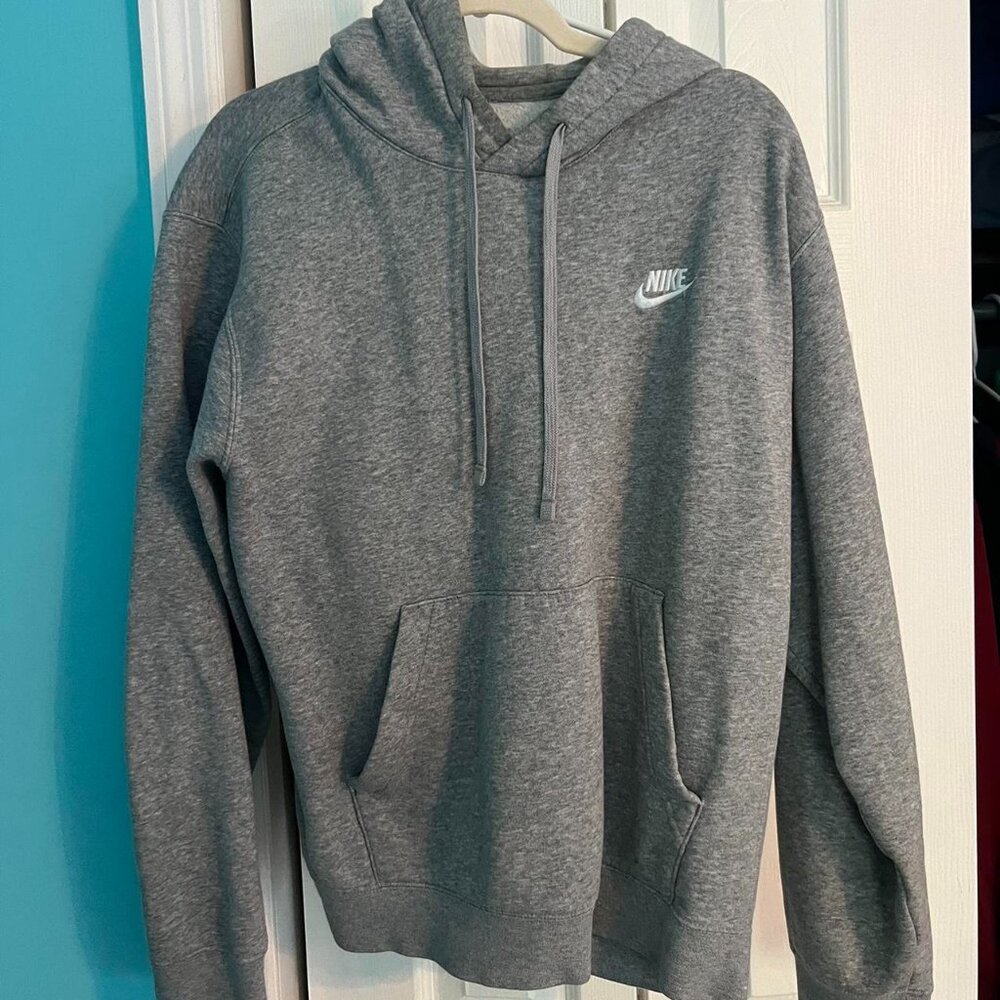 Nike Men's Grey Hoodie